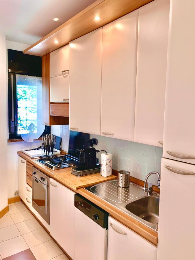 Ferienwohnung Sky&Pool Dom Riva del Garda Exterior foto