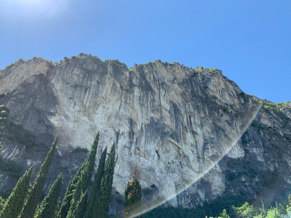 Ferienwohnung Sky&Pool Dom Riva del Garda Exterior foto